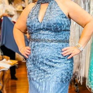 Mon Cheri Ivonne D gown. Size 16